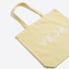 044_veja-tote-bag-coton-biologique-beige-AA0100019_3.jpg